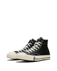 schwarze hohe Sneakers von Converse