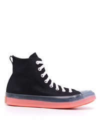 schwarze hohe Sneakers von Converse