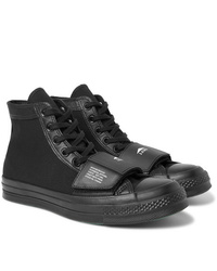 schwarze hohe Sneakers von Converse