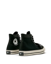 schwarze hohe Sneakers von Converse