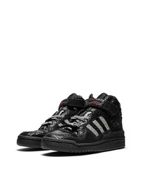 schwarze hohe Sneakers von adidas