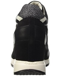 schwarze hohe Sneakers von Geox