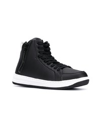 schwarze hohe Sneakers von Ea7 Emporio Armani