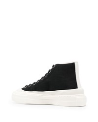 schwarze hohe Sneakers von Attachment