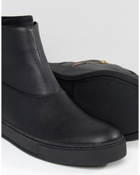 schwarze hohe Sneakers von Asos