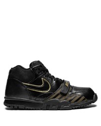 schwarze hohe Sneakers von Nike