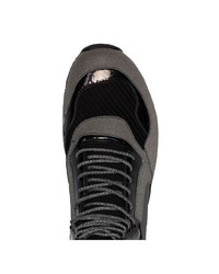 schwarze hohe Sneakers von Camper