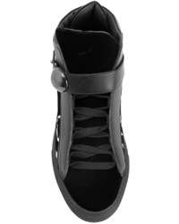 schwarze hohe Sneakers von Nicholas Kirkwood