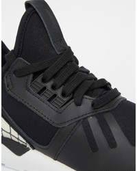 schwarze hohe Sneakers von adidas