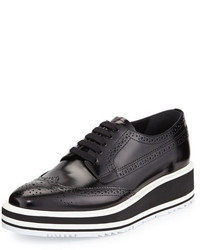schwarze horizontal gestreifte Leder Oxford Schuhe