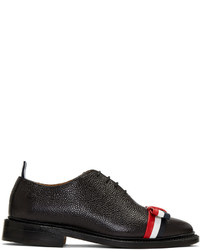 schwarze horizontal gestreifte Leder Oxford Schuhe von Thom Browne