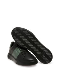 schwarze horizontal gestreifte niedrige Sneakers von Bally