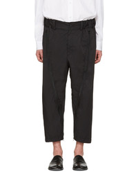 schwarze Hose von Issey Miyake