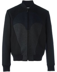 schwarze Jacke mit geometrischem Muster