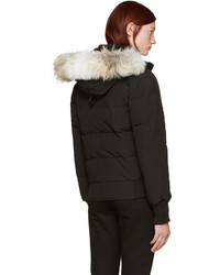 schwarze Jacke von Canada Goose