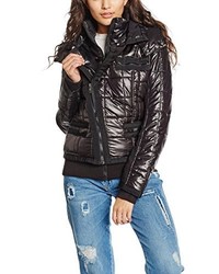 schwarze Jacke von Stitch & Soul