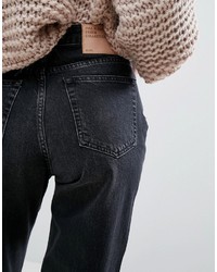 schwarze Jeans mit Destroyed-Effekten von Pull&Bear