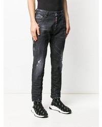 schwarze Jeans mit Destroyed-Effekten von DSQUARED2