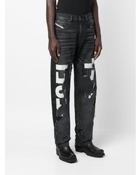 schwarze Jeans mit Destroyed-Effekten von Diesel