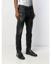 schwarze Jeans mit Destroyed-Effekten von DSQUARED2