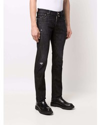 schwarze Jeans mit Destroyed-Effekten von Jacob Cohen