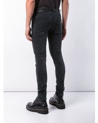 schwarze Jeans mit Destroyed-Effekten von RH45