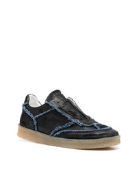 schwarze Jeans niedrige Sneakers von MM6 MAISON MARGIELA