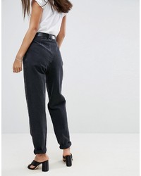 schwarze Jeans