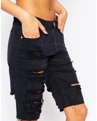 schwarze Jeansshorts mit Destroyed-Effekten von Asos