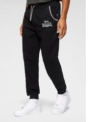 schwarze Jogginghose von Lonsdale