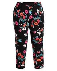schwarze Karottenhose mit Blumenmuster von Evans