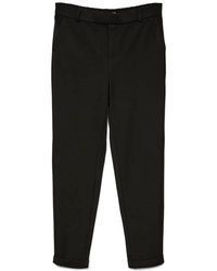 schwarze Karottenhose von Vero Moda