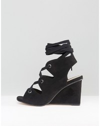 schwarze Keilsandaletten von Asos