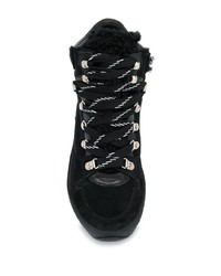 schwarze klobige flache Stiefel mit einer Schnürung aus Wildleder von Isabel Marant