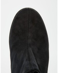 schwarze klobige Stiefeletten von Asos