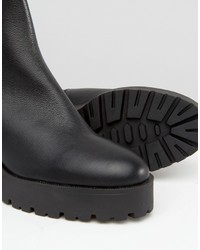 schwarze klobige Stiefeletten von Mango