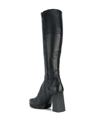 schwarze kniehohe Stiefel aus Leder von Chalayan