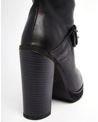 schwarze kniehohe Stiefel aus Leder von Warehouse