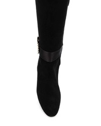 schwarze kniehohe Stiefel aus Wildleder von Manolo Blahnik