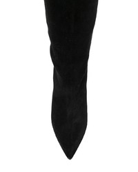 schwarze kniehohe Stiefel aus Wildleder von The Seller