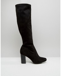 schwarze kniehohe Stiefel von Boohoo