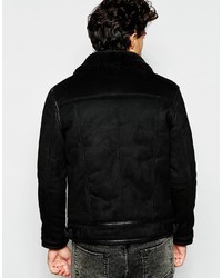 schwarze Lammfelljacke