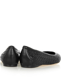 schwarze Leder Ballerinas von Bottega Veneta