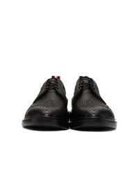 schwarze Leder Brogues von Thom Browne