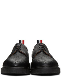 schwarze Leder Brogues von Thom Browne