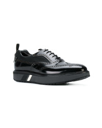 schwarze Leder Brogues von Prada