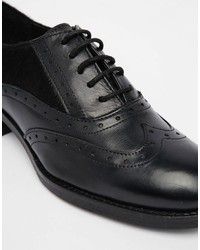 schwarze Leder Brogues von Ravel