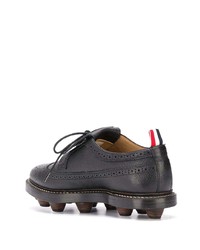 schwarze Leder Brogues von Thom Browne