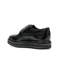 schwarze Leder Brogues von Prada