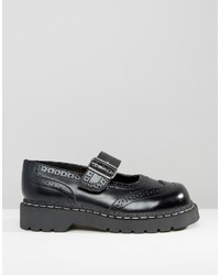 schwarze Leder Brogues von T.U.K.